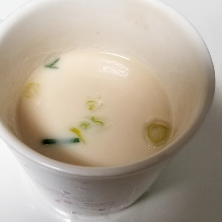 即席！味噌・醤油のネギ豆乳スープ